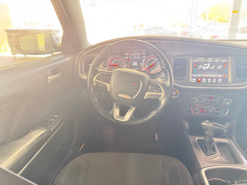 2019 Dodge Charger SXT