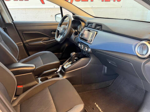 2023 Nissan Versa SV