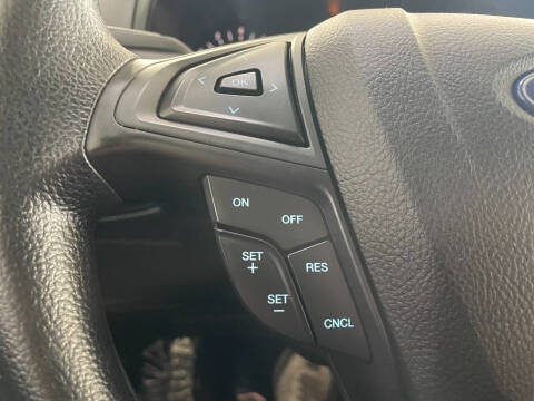 2020 Ford Edge SE