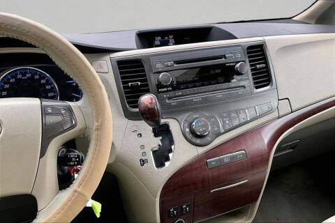 2013 Toyota Sienna