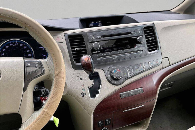 2013 Toyota Sienna