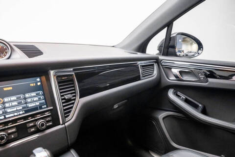 2016 Porsche Macan S