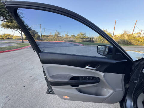 2011 Honda Accord LX-P