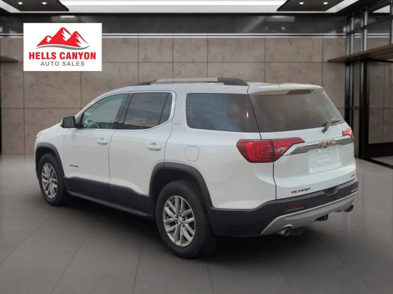 2017 GMC Acadia SLT-1