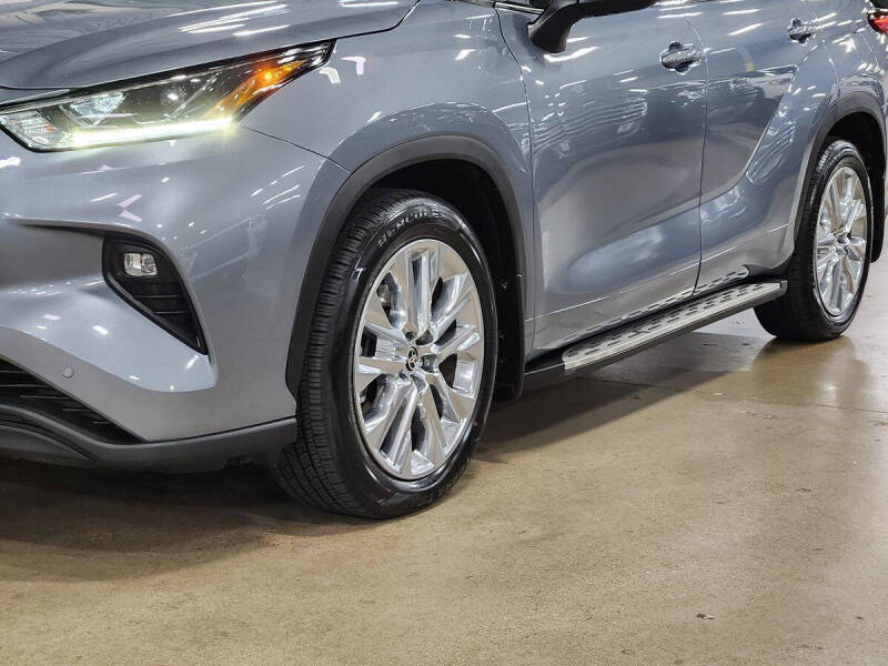 2022 Toyota Highlander Limited