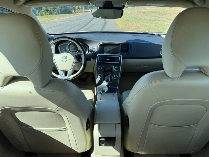 2015 Volvo S60 T5 Drive-E Premier