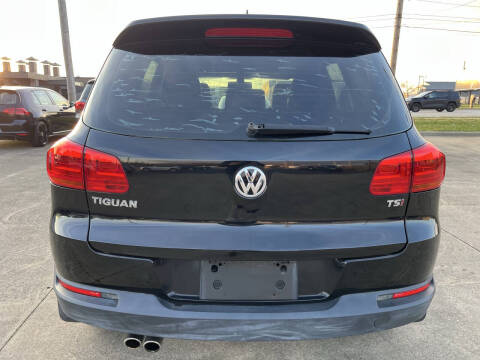 2016 Volkswagen Tiguan 2.0T SE