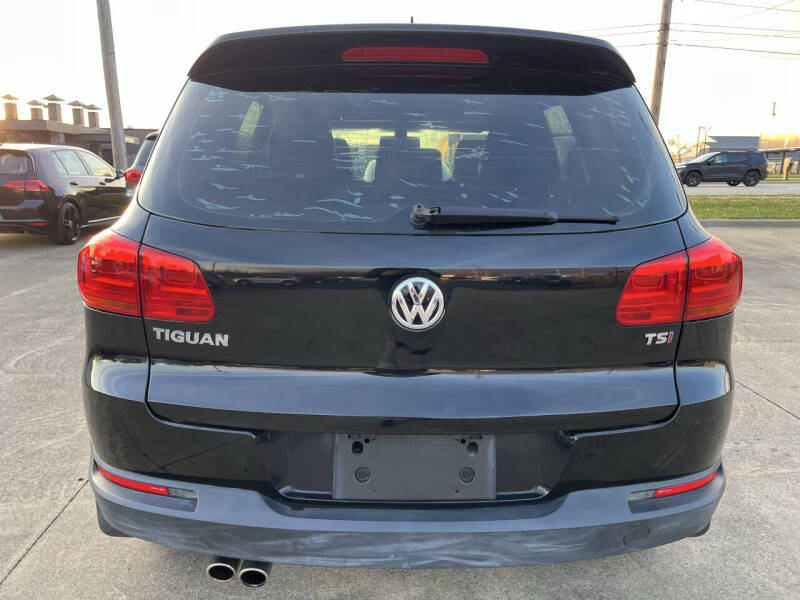 2016 Volkswagen Tiguan 2.0T SE