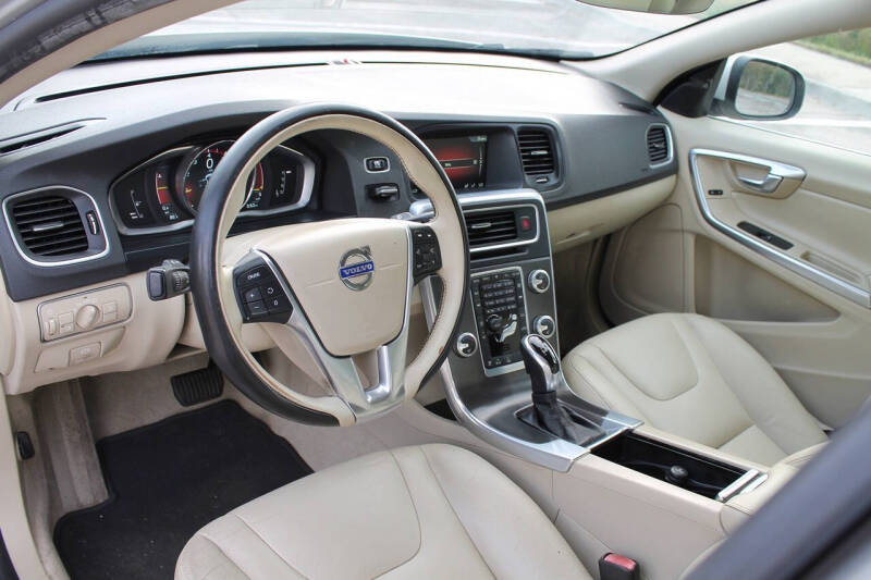 2015 Volvo S60 T5 Drive-E Premier