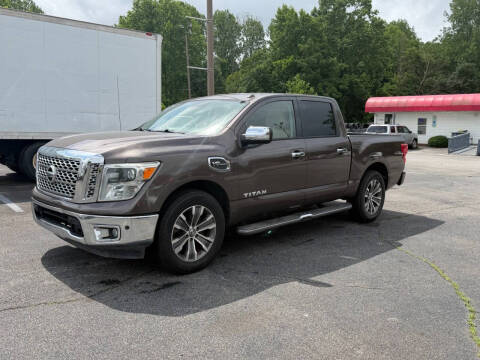 2017 Nissan Titan SL