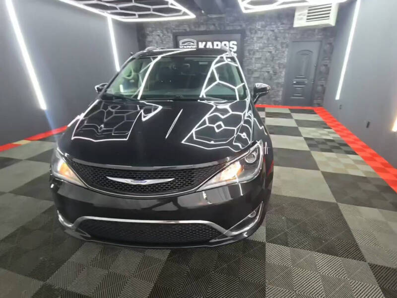 2018 Chrysler Pacifica Touring L Plus