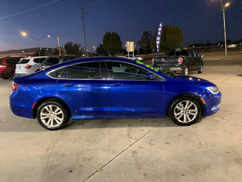 2015 Chrysler 200 Limited