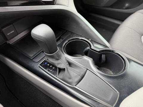 2020 Toyota Camry LE