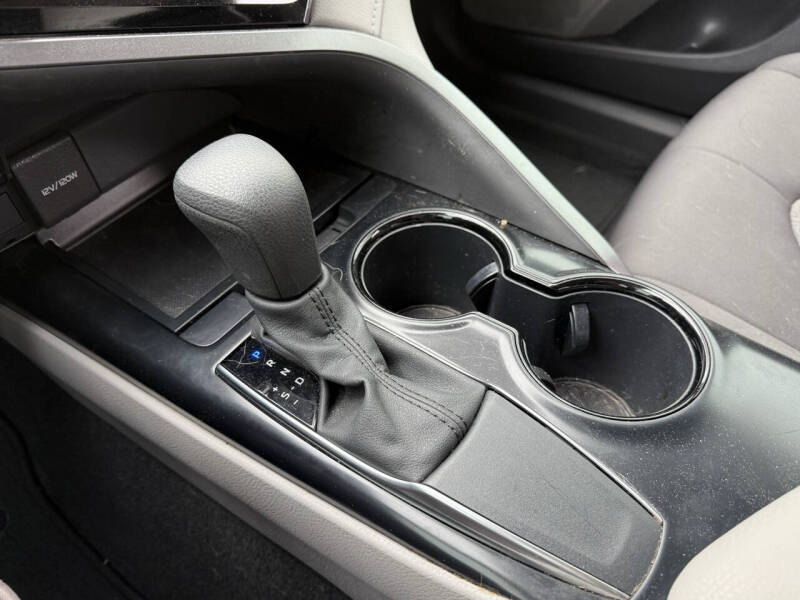 2020 Toyota Camry LE