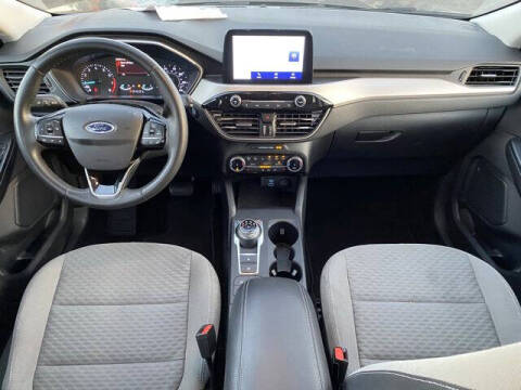 2022 Ford Escape SE
