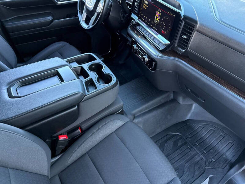 2024 GMC Sierra 1500