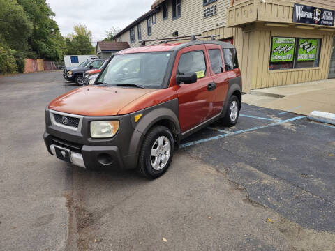 2004 Honda Element for sale at WOLVERINE AUTO LIQUIDATORS L.L.C. in Ypsilanti MI