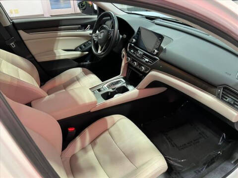 2019 Honda Accord Hybrid Touring