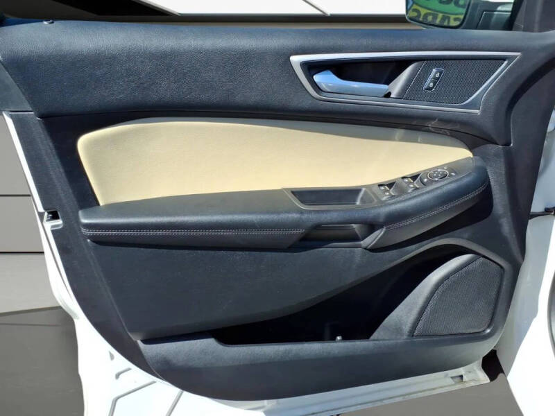 2024 Ford Edge
