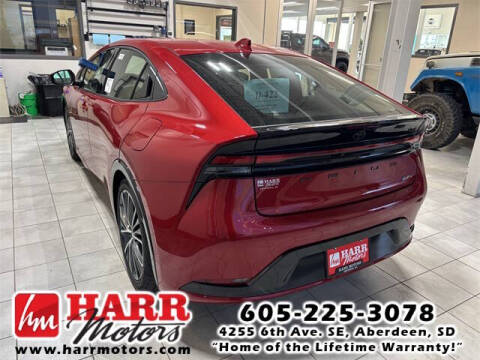 2025 Toyota Prius XLE