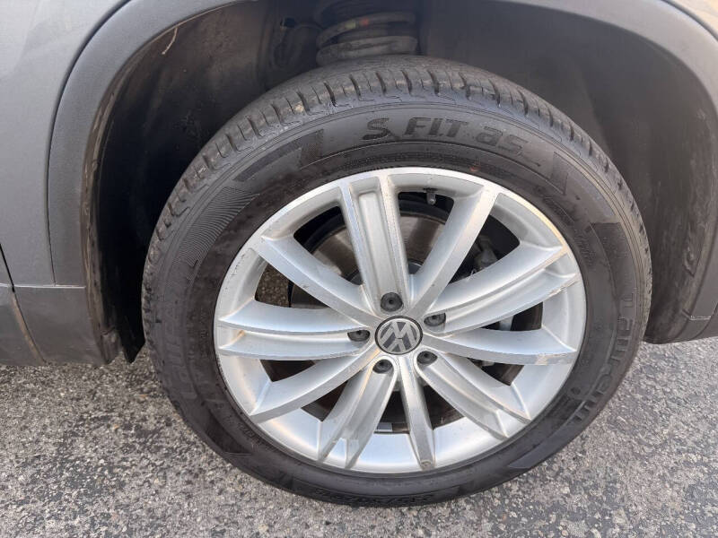2016 Volkswagen Tiguan 2.0T SE