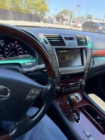 2007 Lexus LS 460