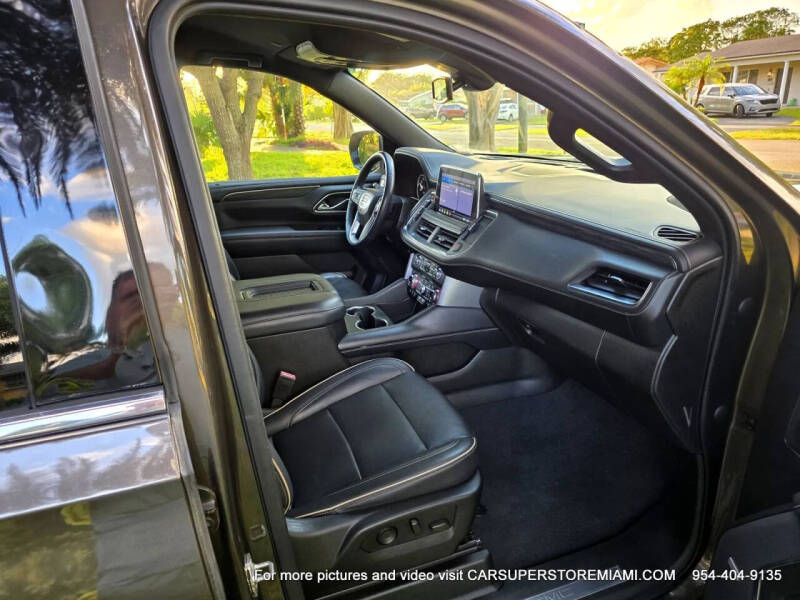 2021 GMC Yukon SLT