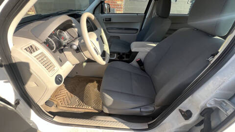 2010 Ford Escape XLS