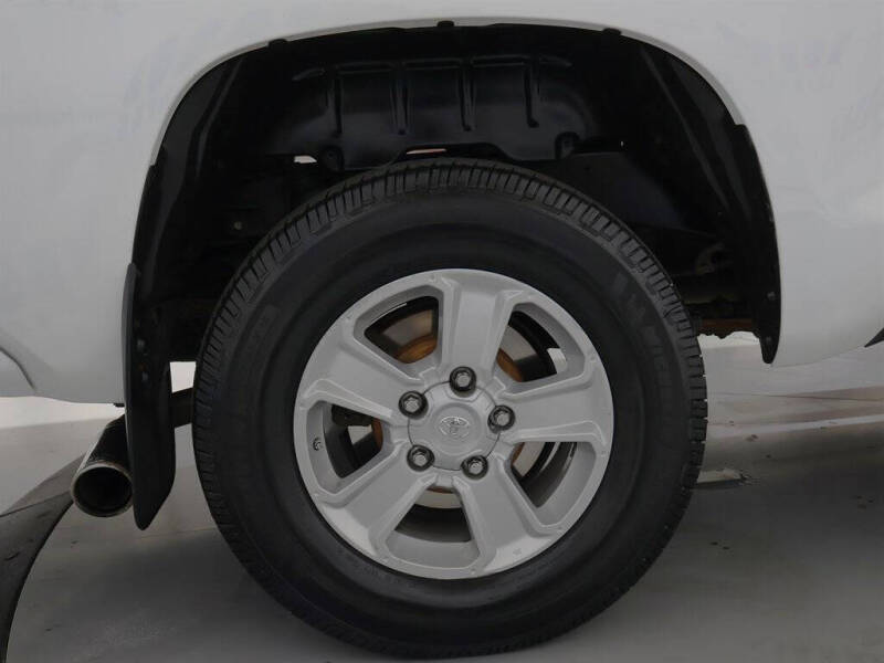 2017 Toyota Tundra SR5