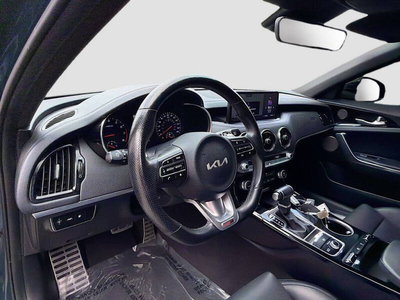 2022 Kia Stinger