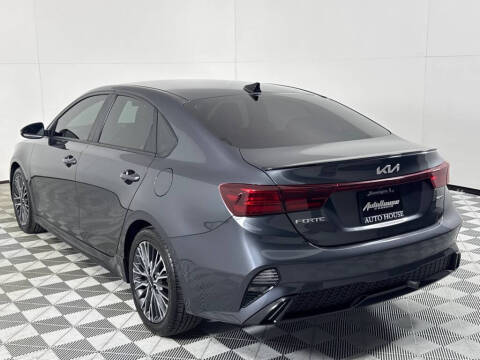2022 Kia Forte GT Line