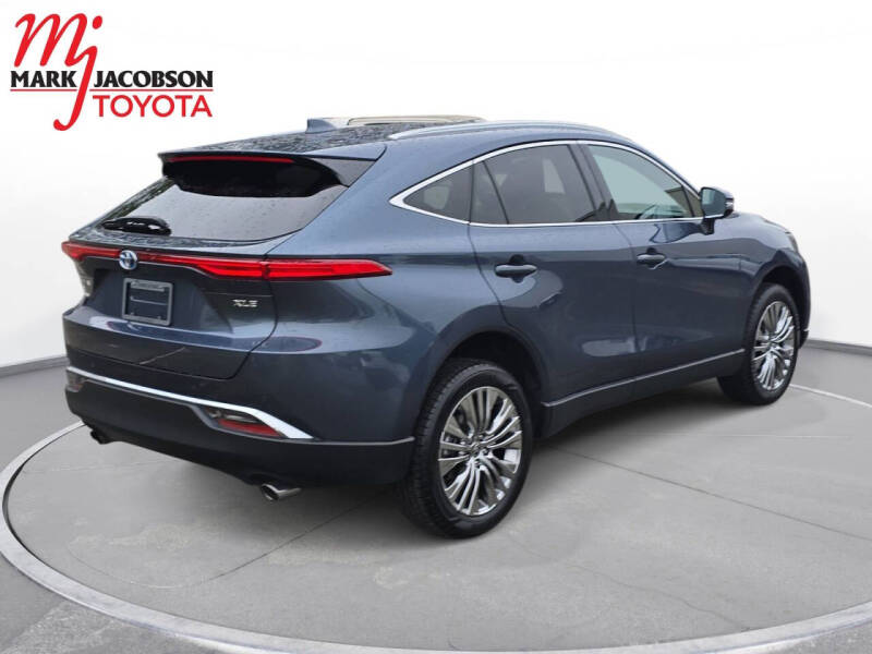 2024 Toyota Venza XLE