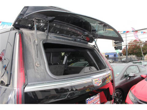 2023 Cadillac Escalade ESV Luxury