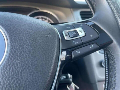 2015 Volkswagen Golf TSI S