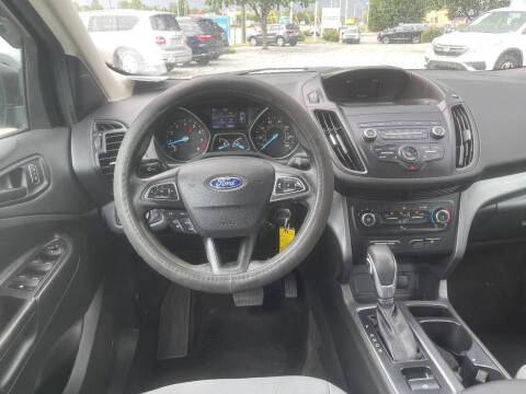 2019 Ford Escape S