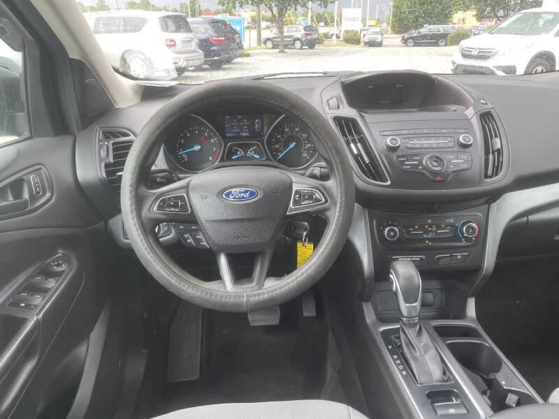 2019 Ford Escape S
