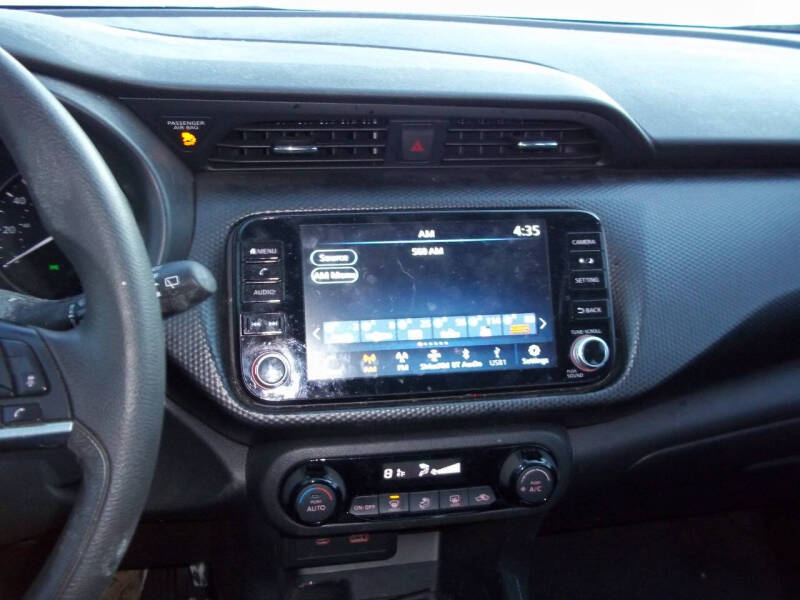 2021 Nissan Kicks SV