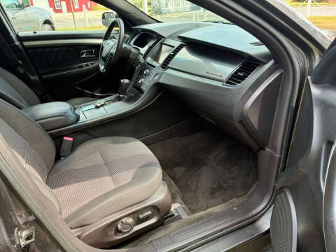 2015 Ford Taurus SEL