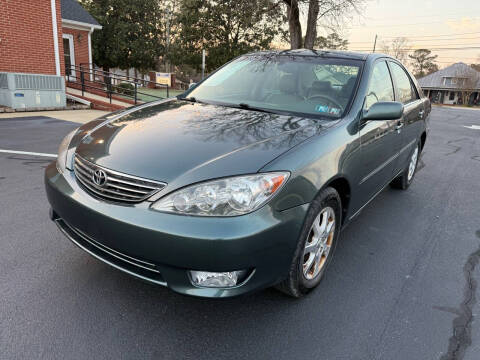 2005 Toyota Camry for sale at Explorer Auto Sales in Selma NC