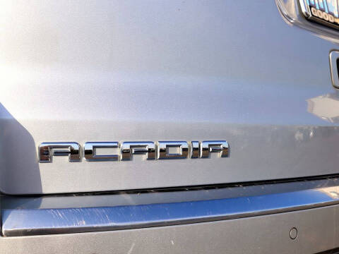 2016 GMC Acadia SLT-1