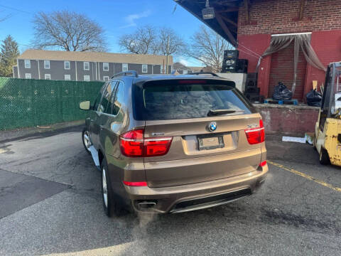 2013 BMW X5 xDrive50i