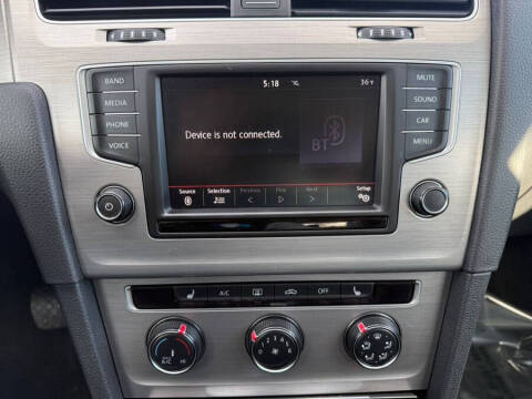 2016 Volkswagen Golf SportWagen TSI Limited Edition