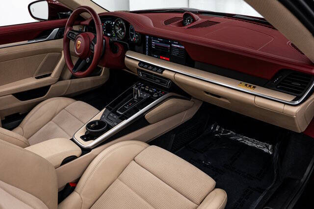 2021 Porsche 911 Targa 4S Heritage Design Edition