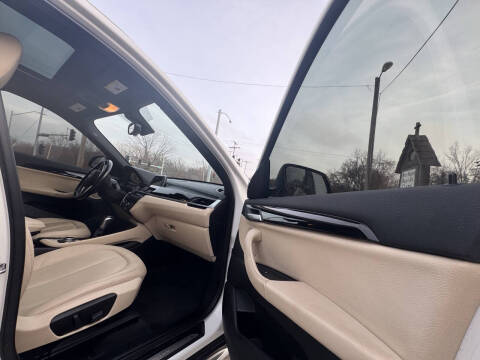 2017 BMW X1 sDrive28i