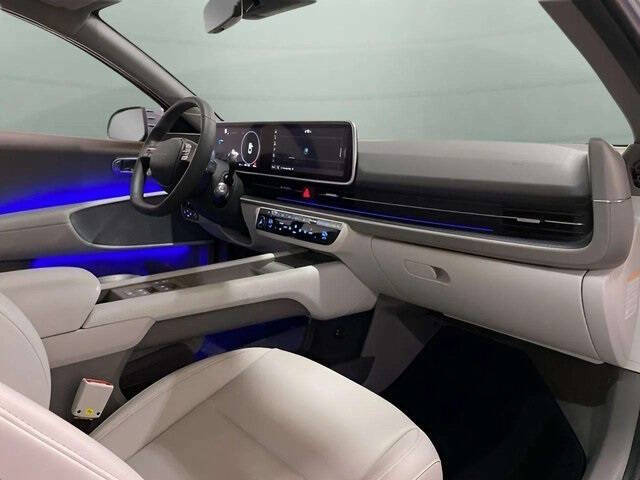 2025 Hyundai IONIQ 6 SEL