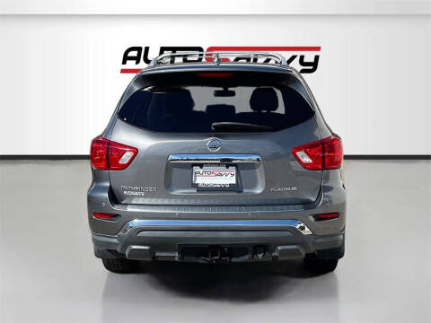 2019 Nissan Pathfinder Platinum