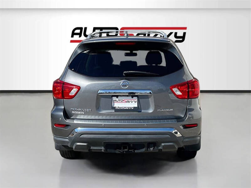 2019 Nissan Pathfinder Platinum