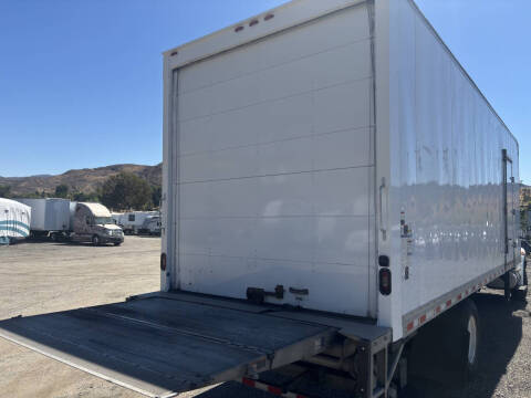 2018 International DuraStar 4300