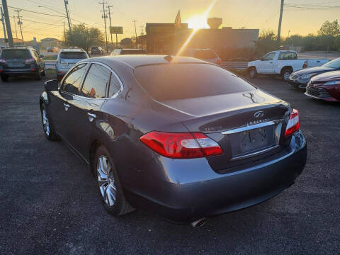 2012 Infiniti M37