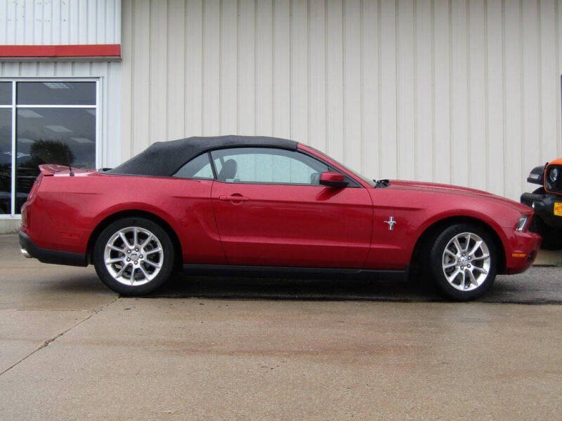 2011 Ford Mustang V6
